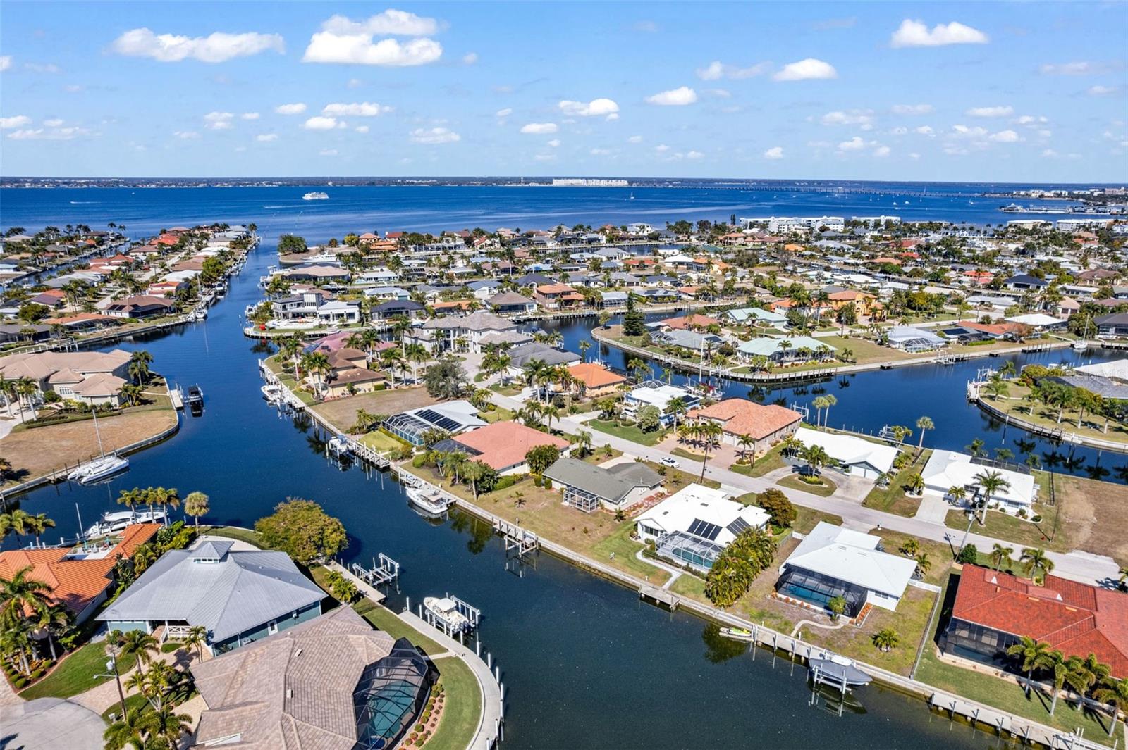 PUNTA GORDA ISLES SEC 04 - Residential