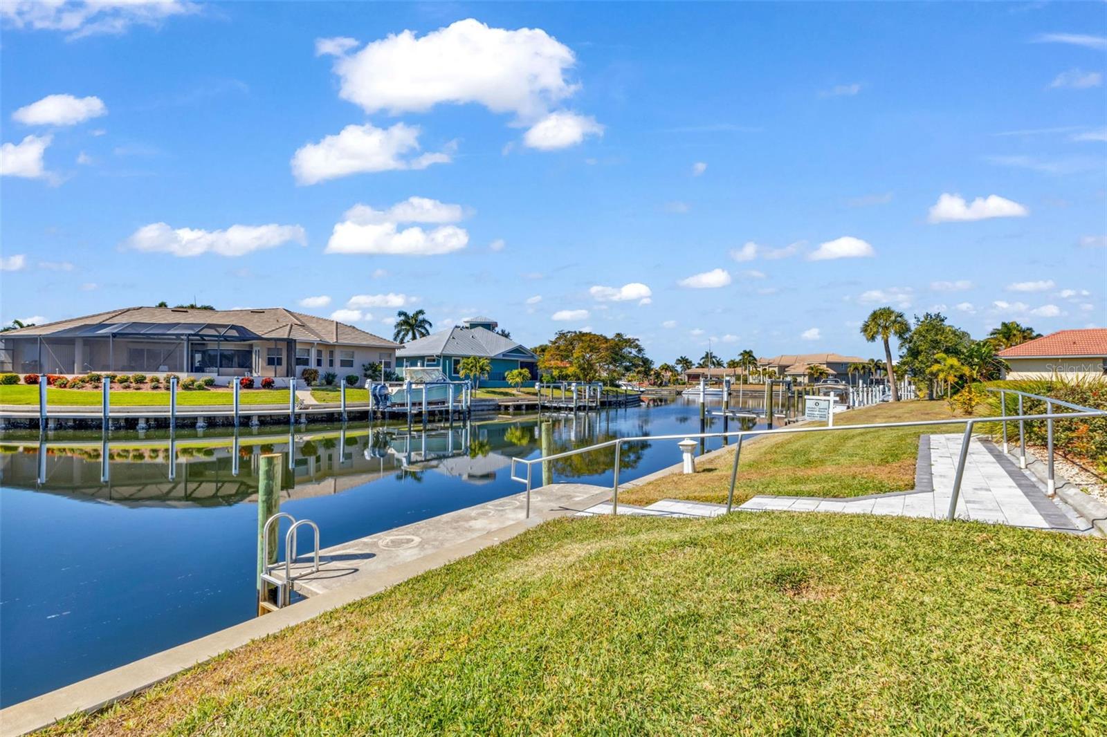 PUNTA GORDA ISLES SEC 04 - Residential