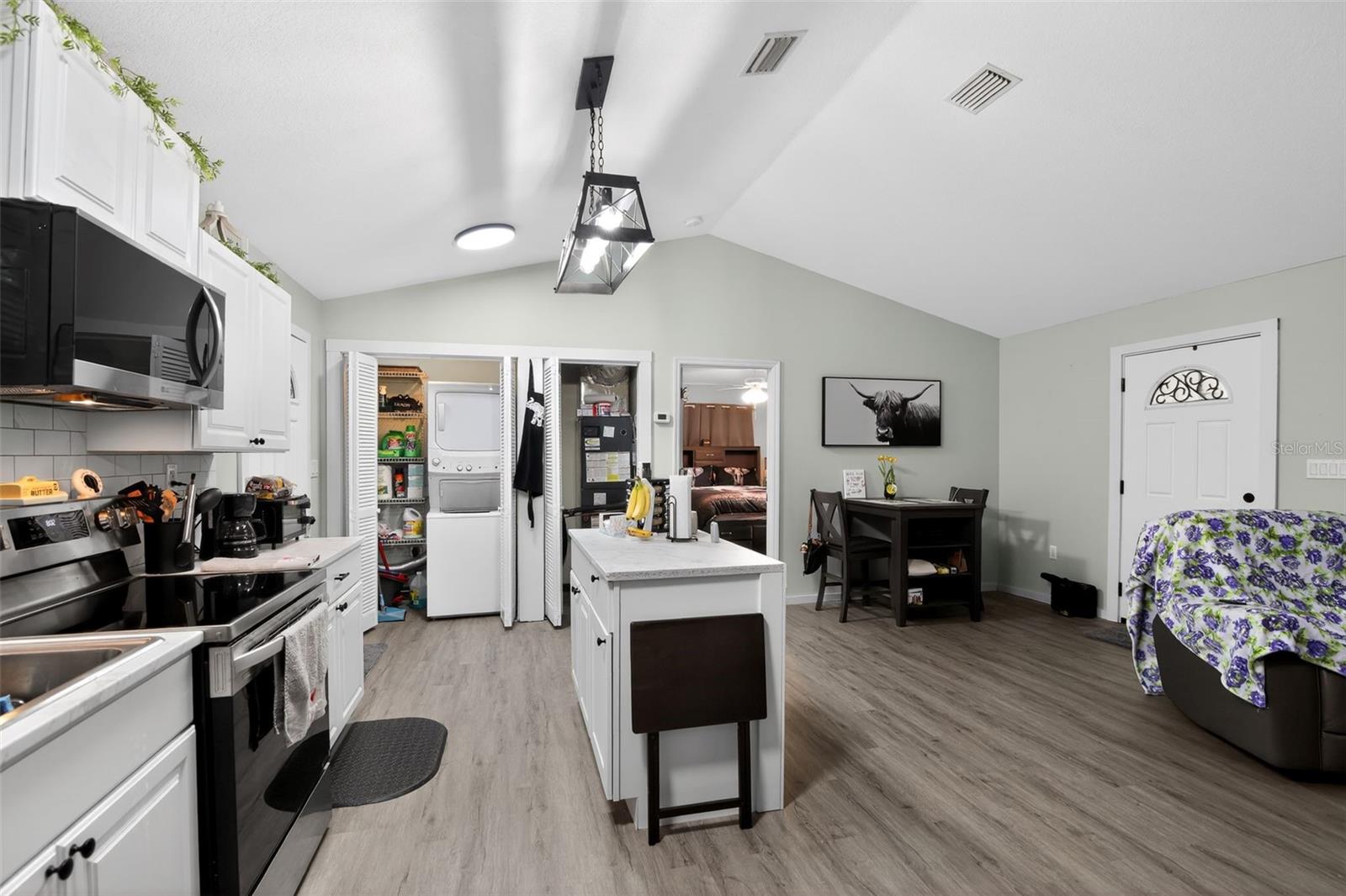 SUWANNEE RIVER HIGHLANDS (437) - Residential