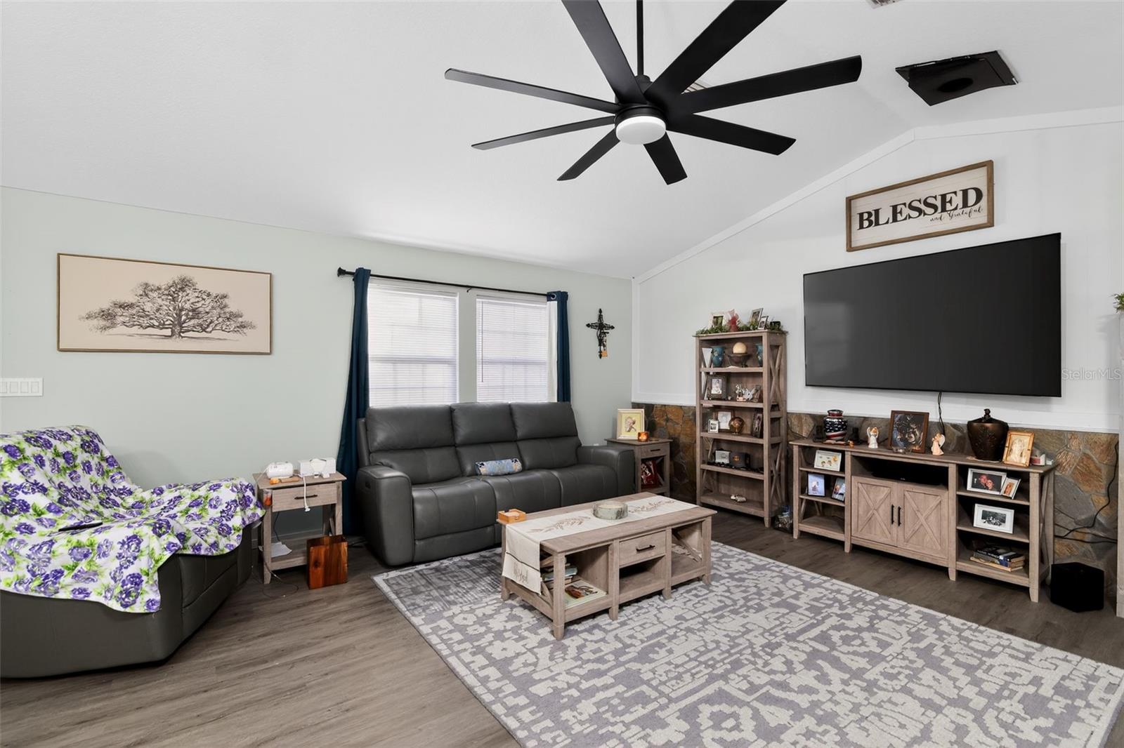 SUWANNEE RIVER HIGHLANDS (437) - Residential