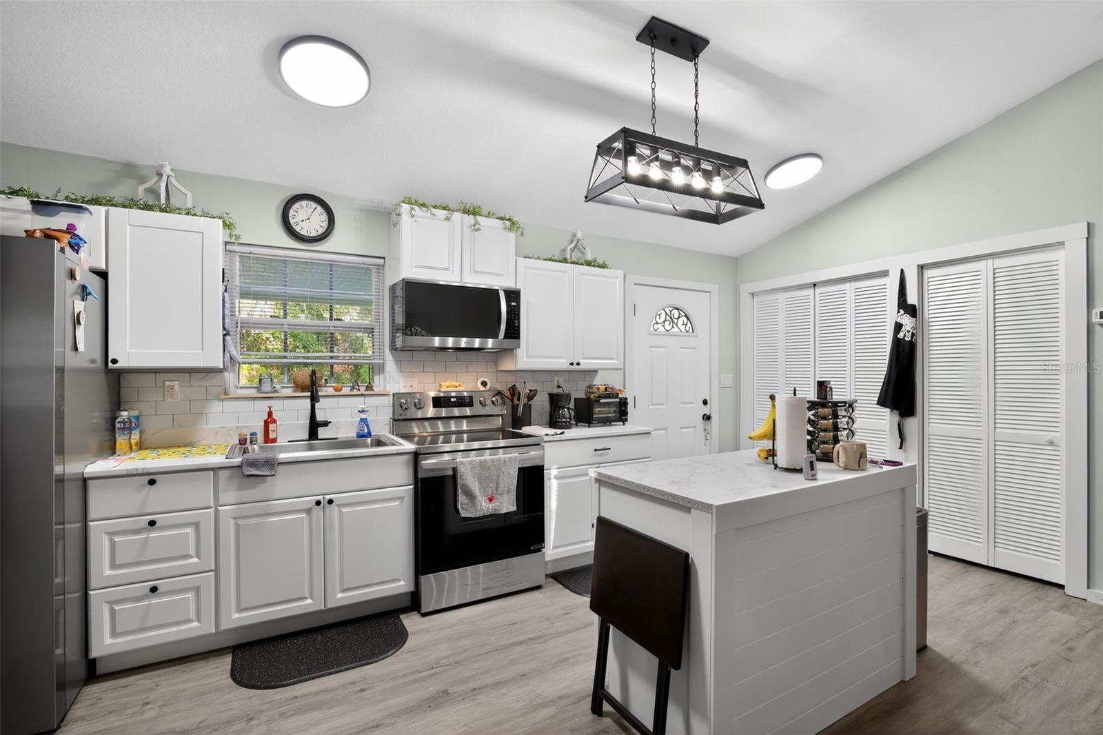 SUWANNEE RIVER HIGHLANDS (437) - Residential