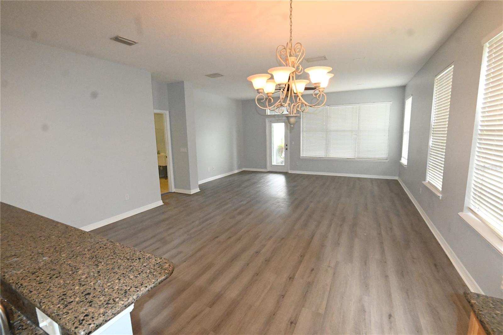 LAKES/WINDERMERE PH 02A - Residential Lease