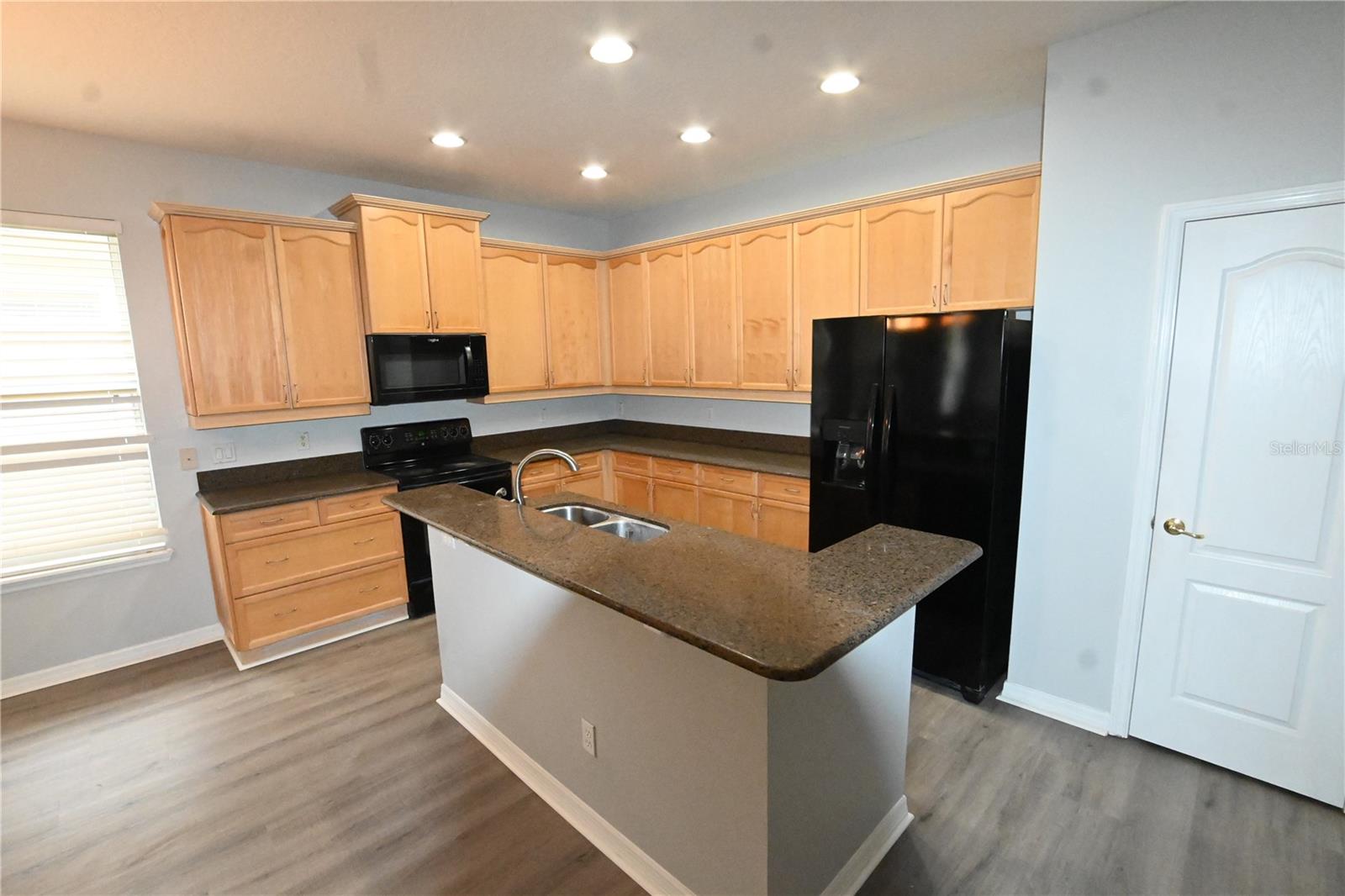 LAKES/WINDERMERE PH 02A - Residential Lease