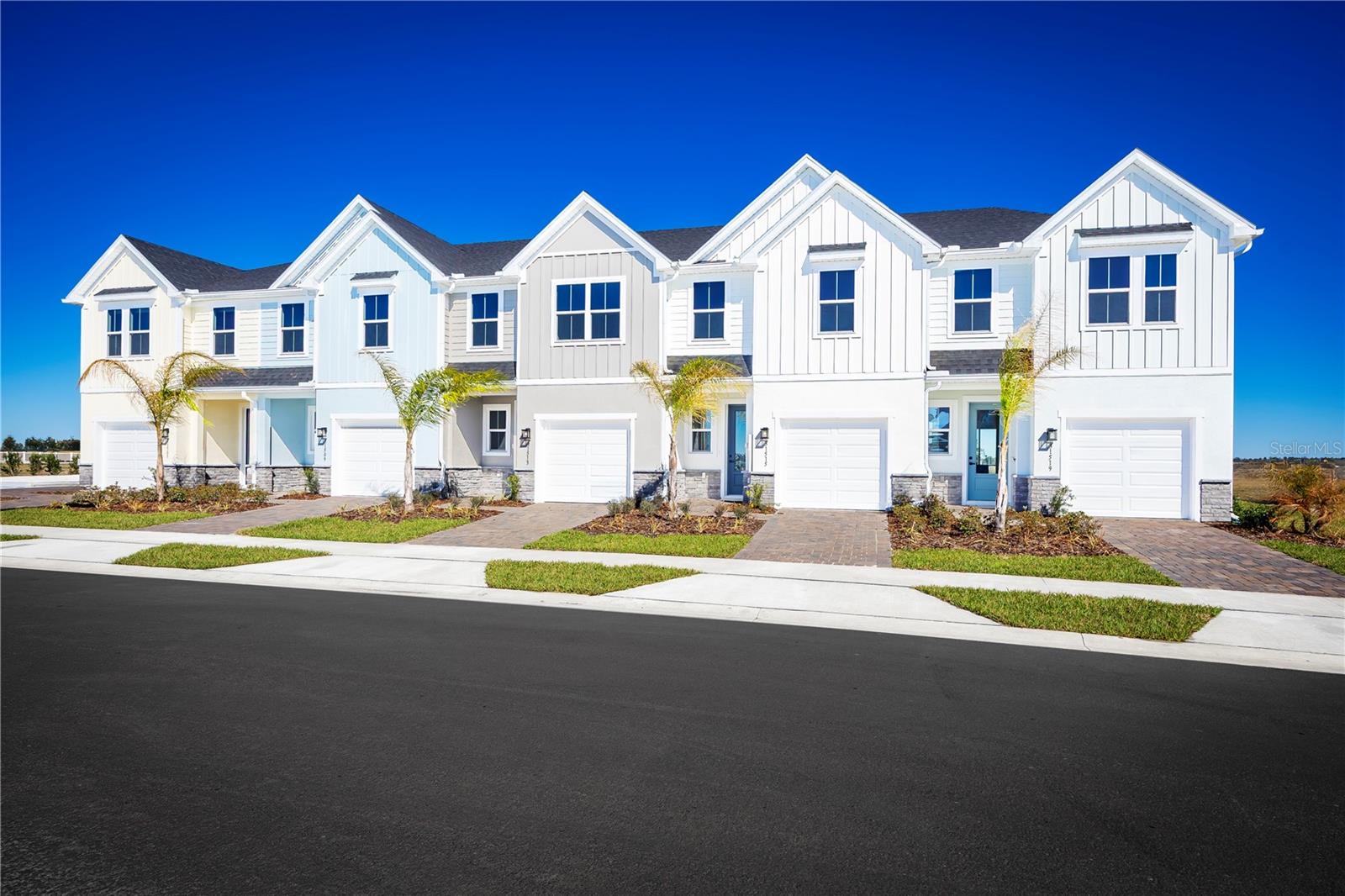 PINE POINTE - Residential
