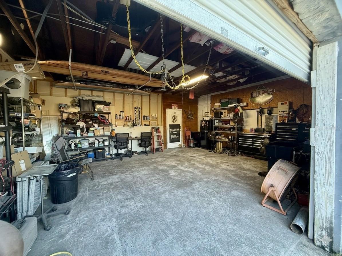 ACREAGE - Commercial Sale