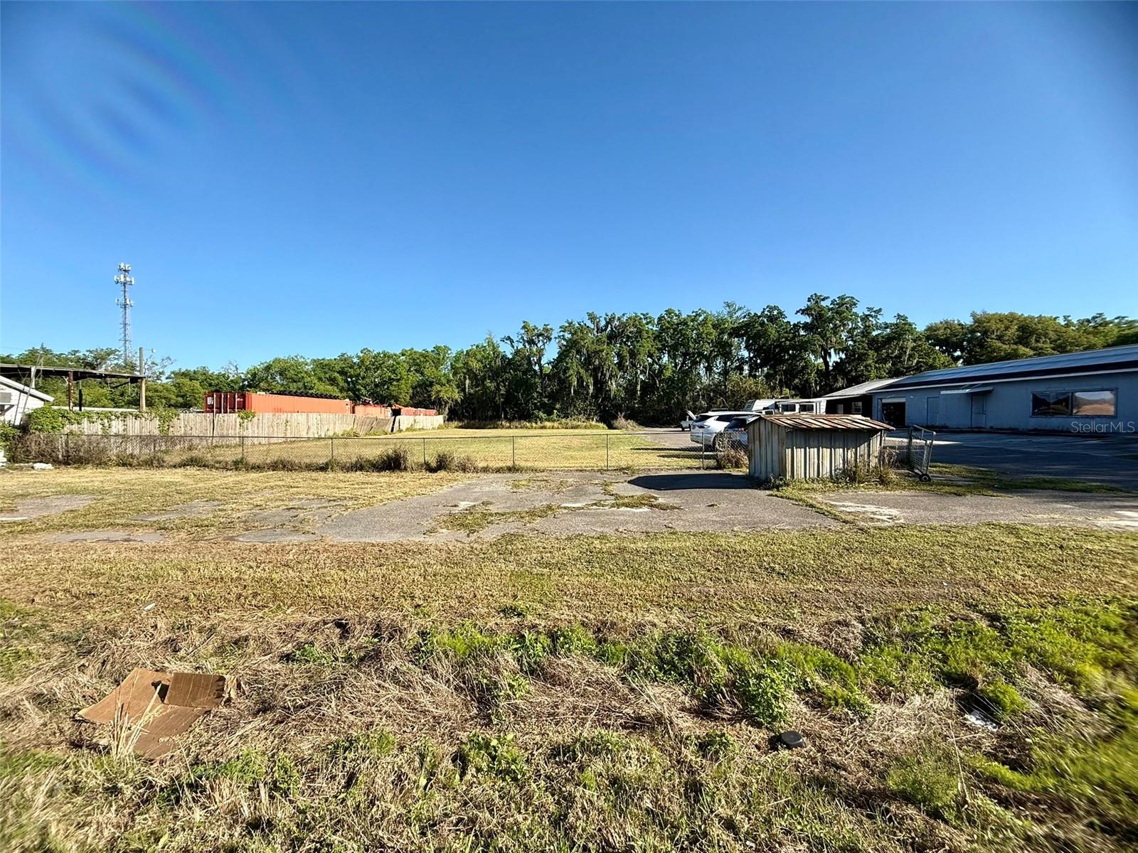 ACREAGE - Commercial Sale