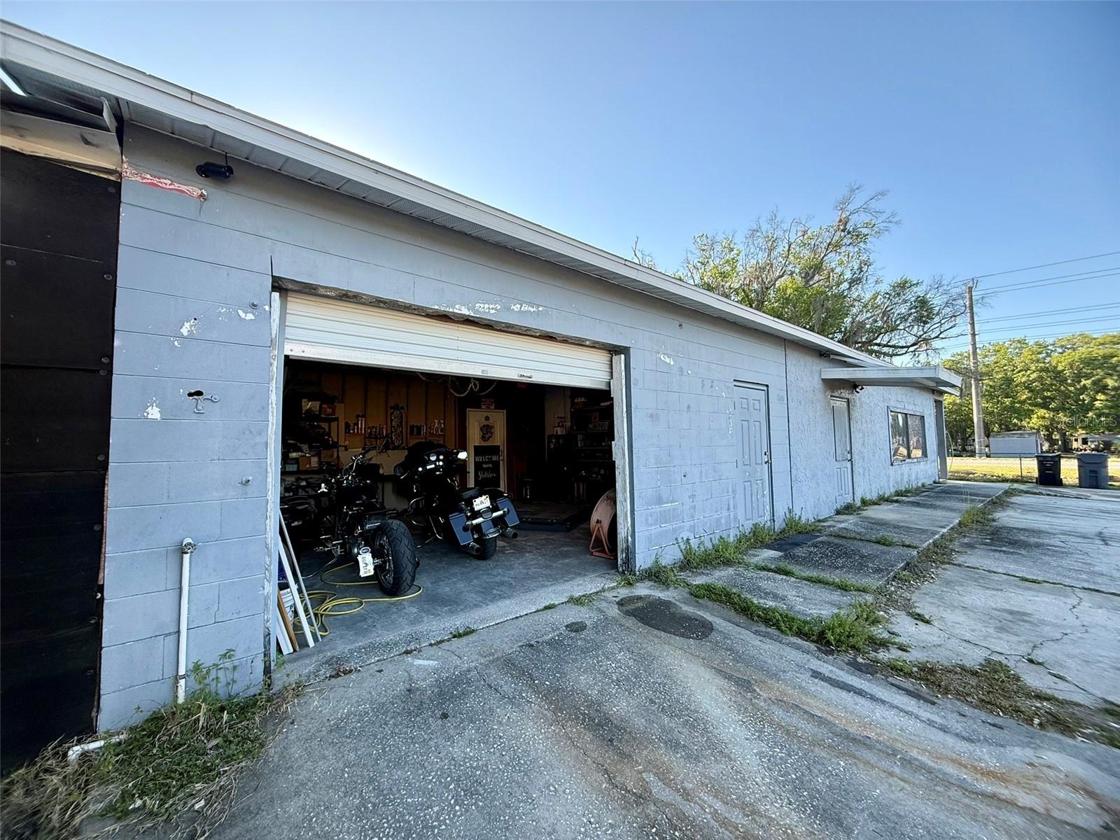 ACREAGE - Commercial Sale