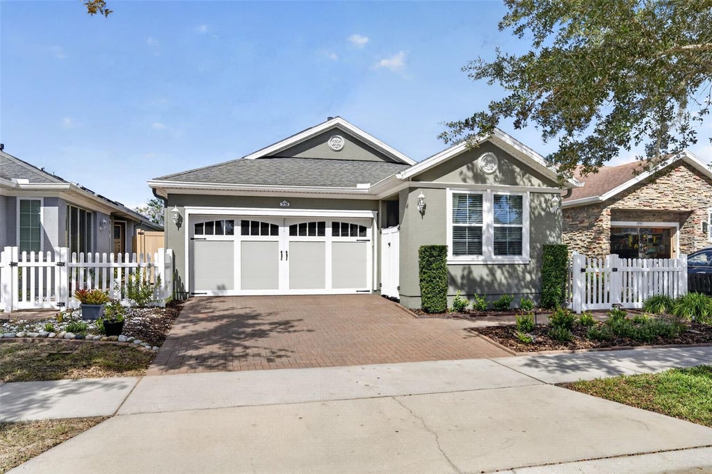 Photo of 75 Bayou Bend Road, Groveland, FL 34736 (MLS # G5119242)