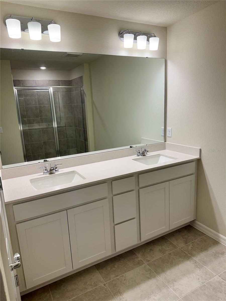 SKYLAR CREST - Residential Lease