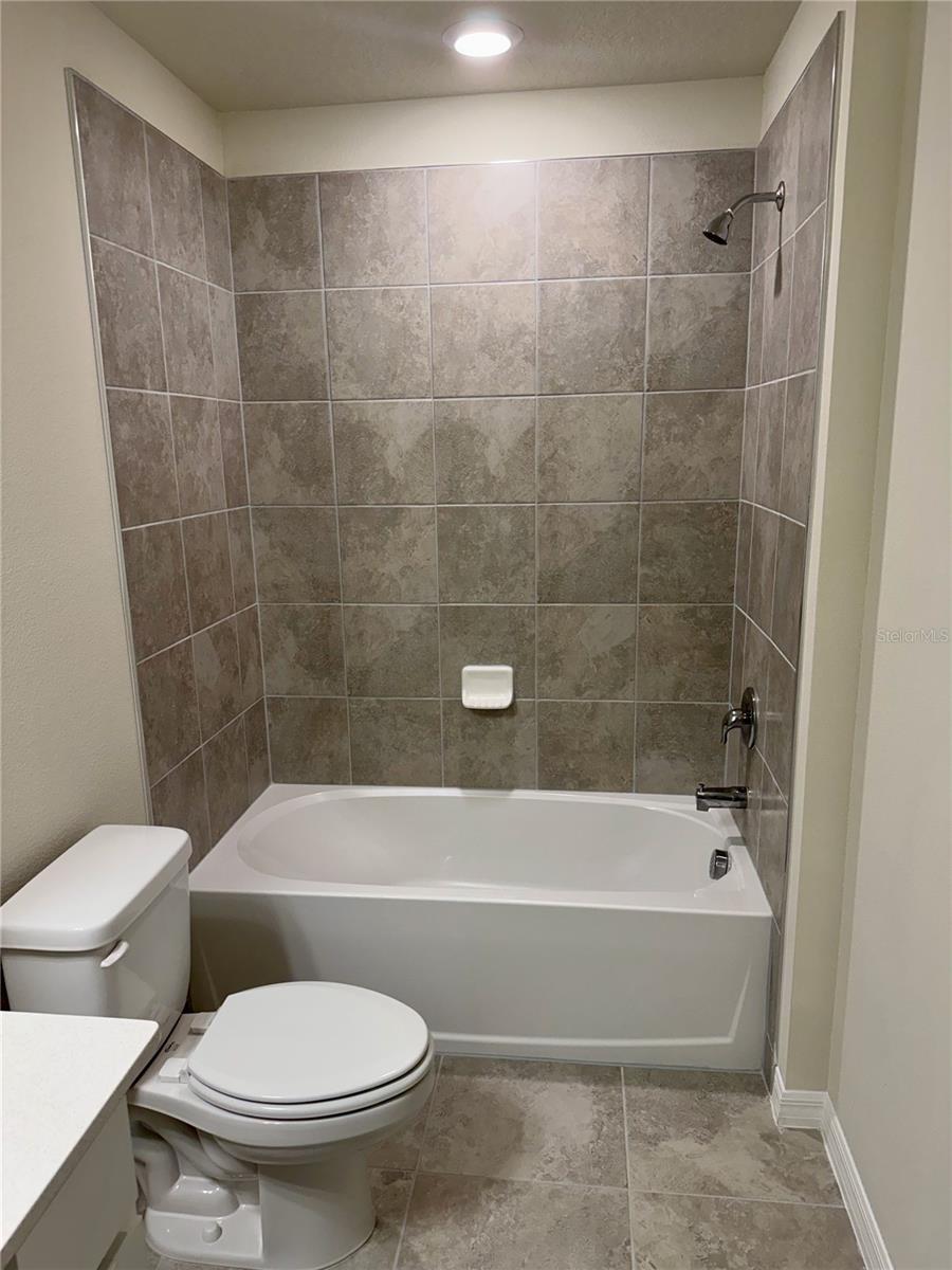 SKYLAR CREST - Residential Lease