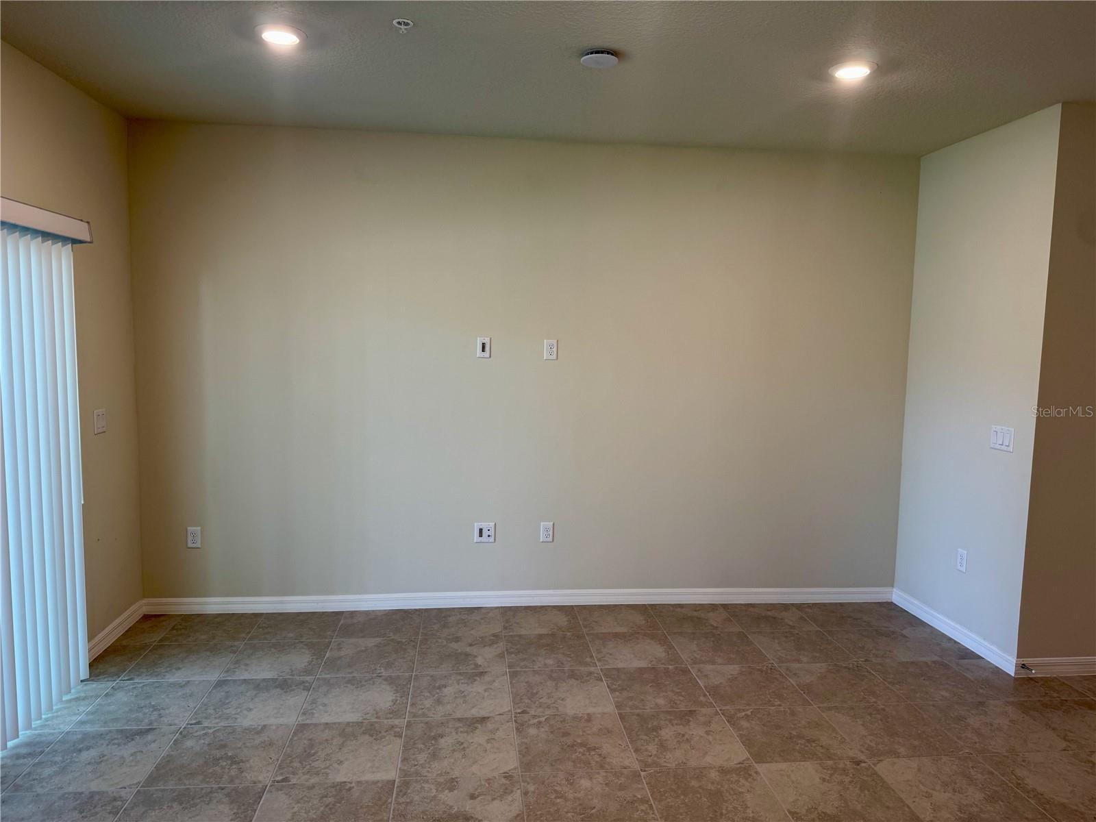 SKYLAR CREST - Residential Lease