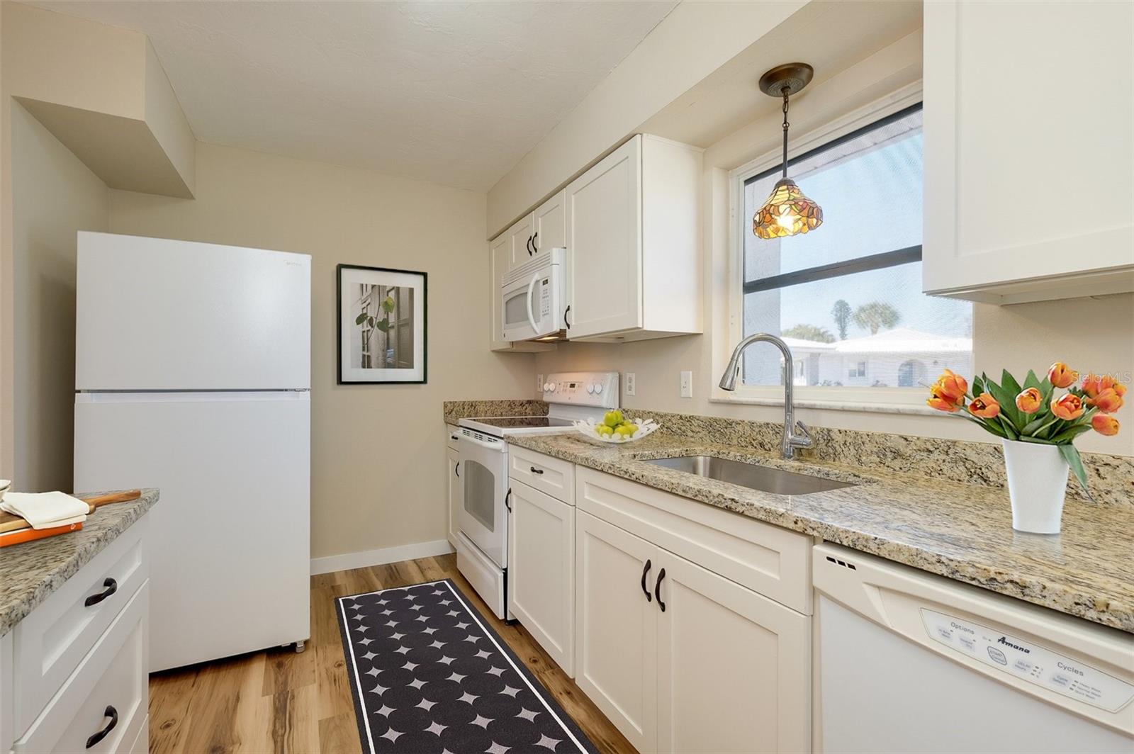 CIRCLE WOODS OF VENICE 1 - Residential