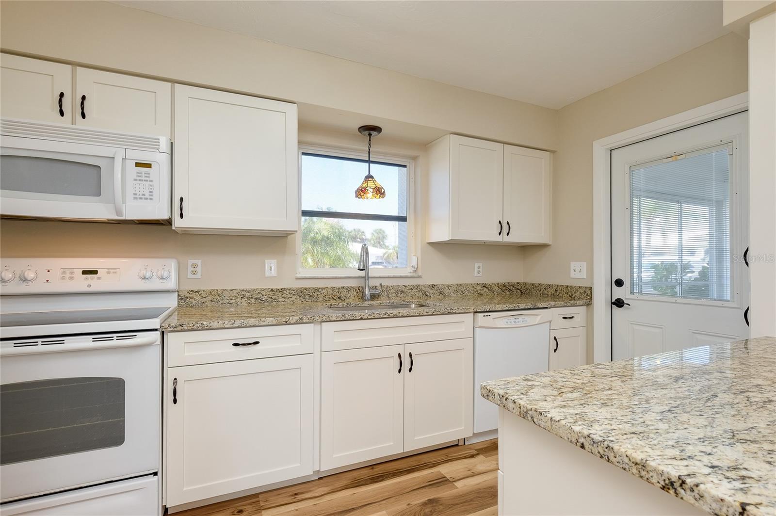 CIRCLE WOODS OF VENICE 1 - Residential