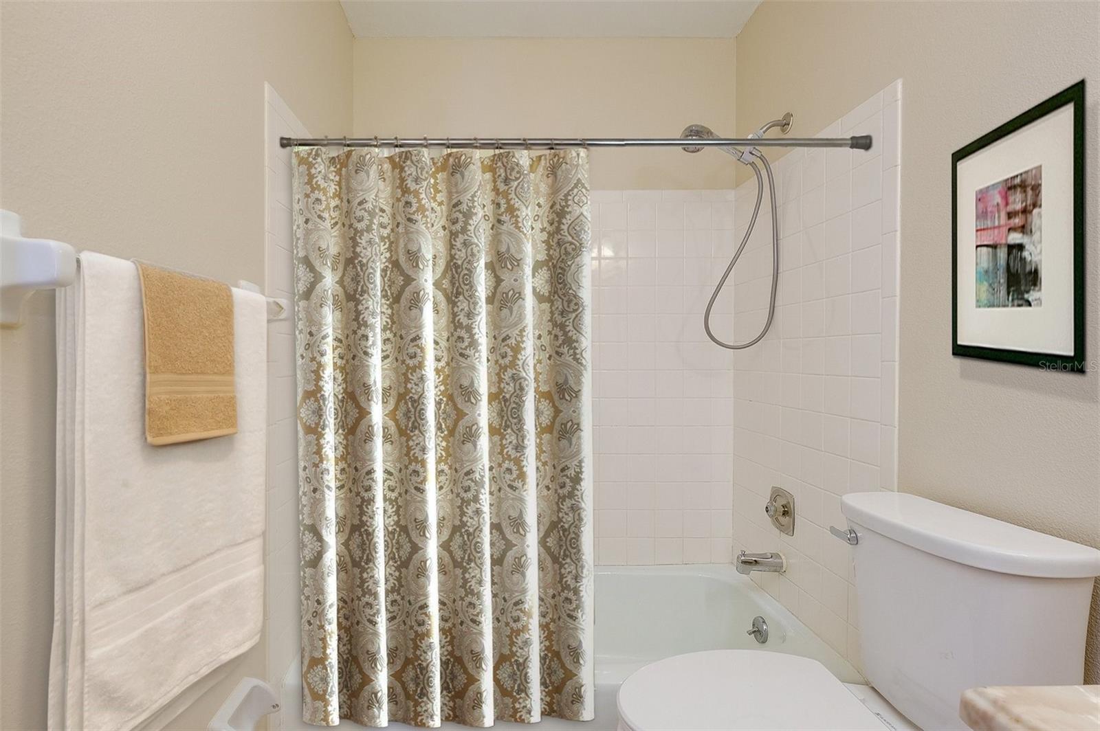 CIRCLE WOODS OF VENICE 1 - Residential