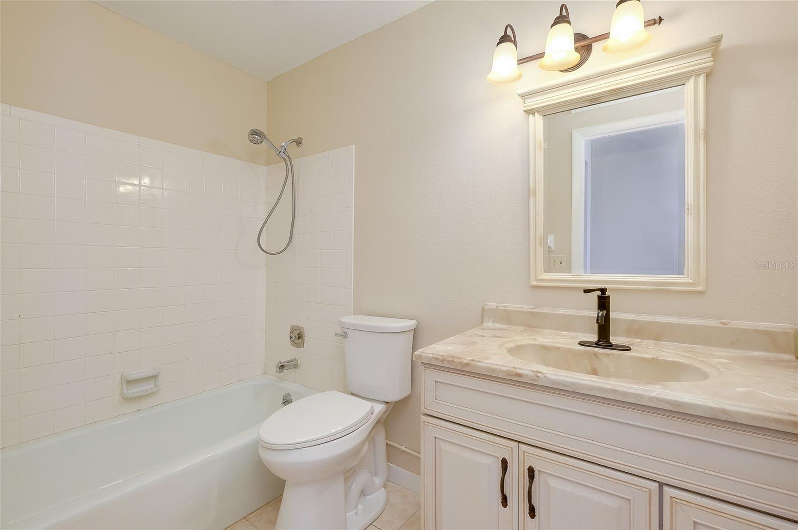 CIRCLE WOODS OF VENICE 1 - Residential