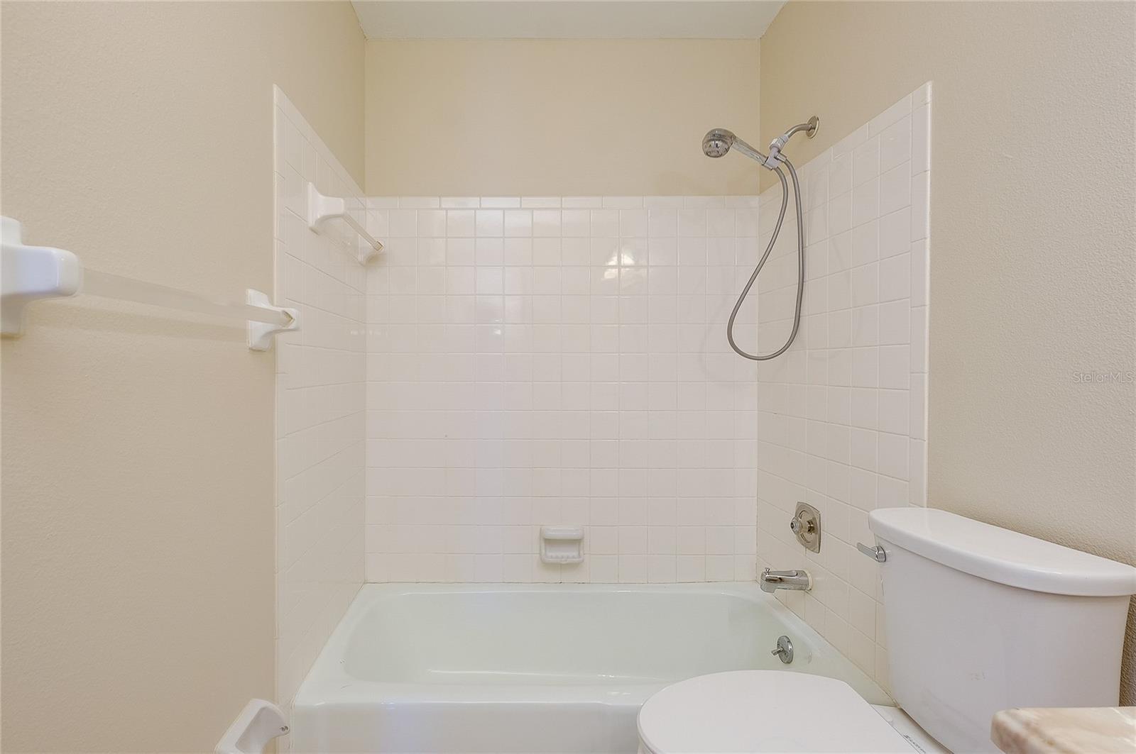 CIRCLE WOODS OF VENICE 1 - Residential