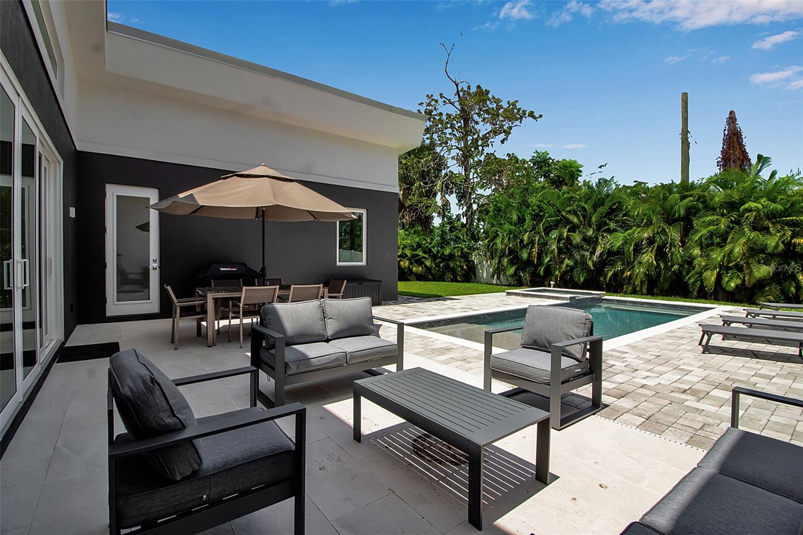 POMS PARK 3 - Residential