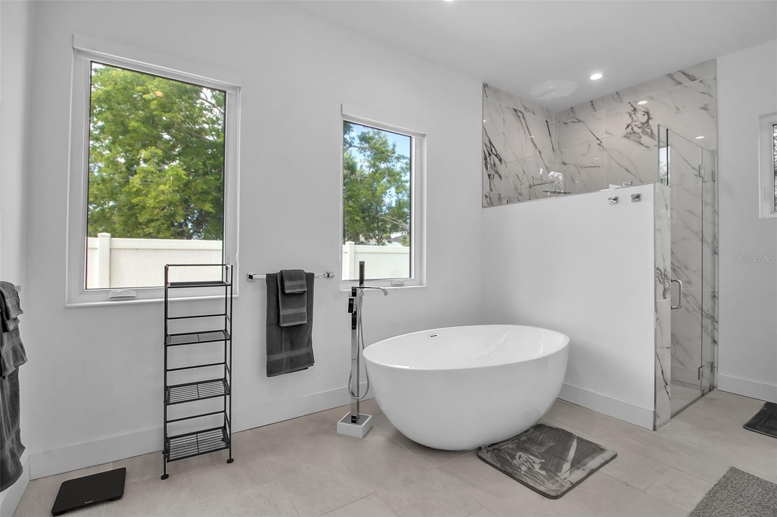 POMS PARK 3 - Residential