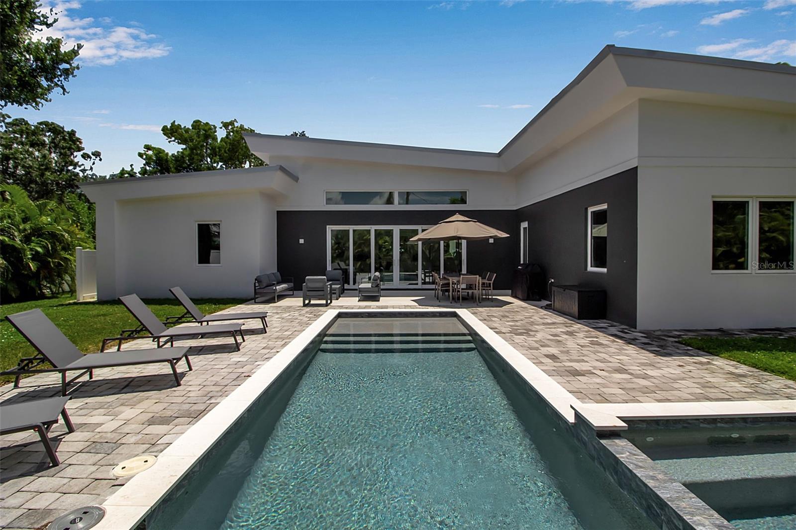 POMS PARK 3 - Residential