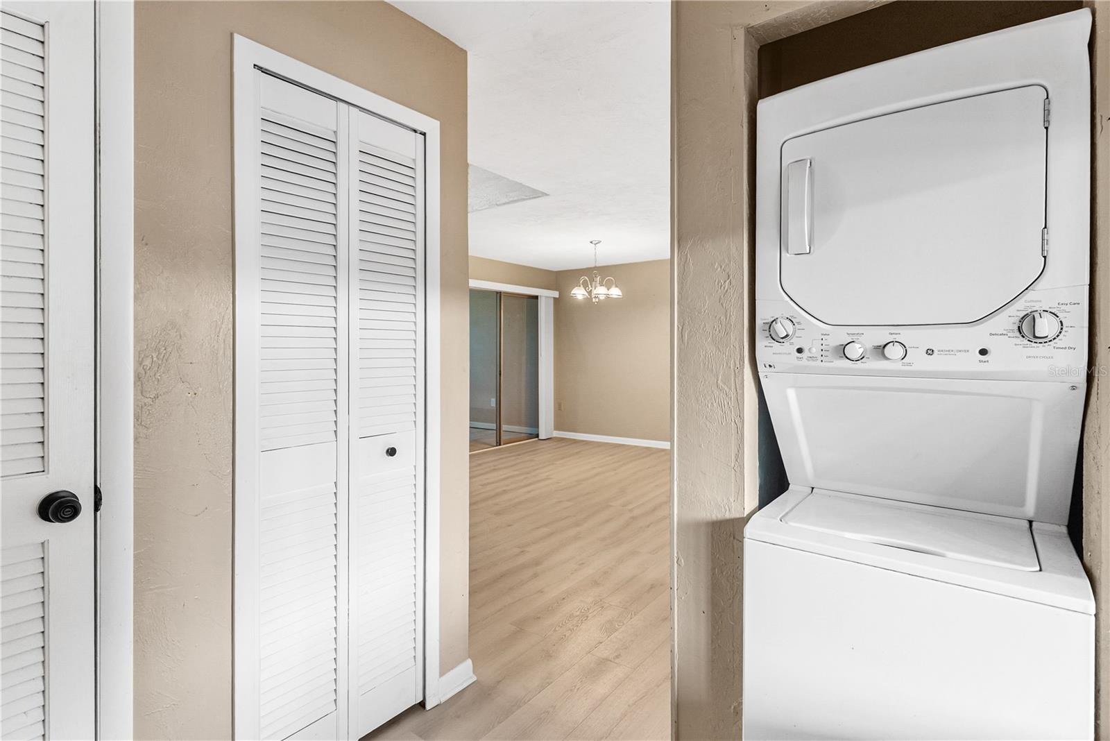 SANDALWOOD CONDO - Residential