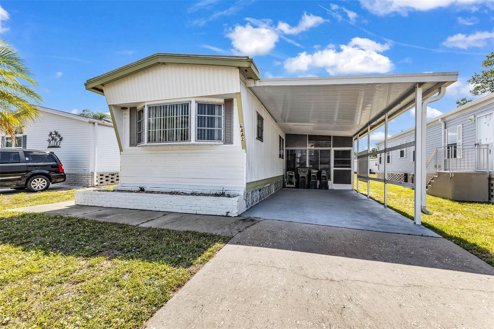 HOLIDAY PARK - Residential