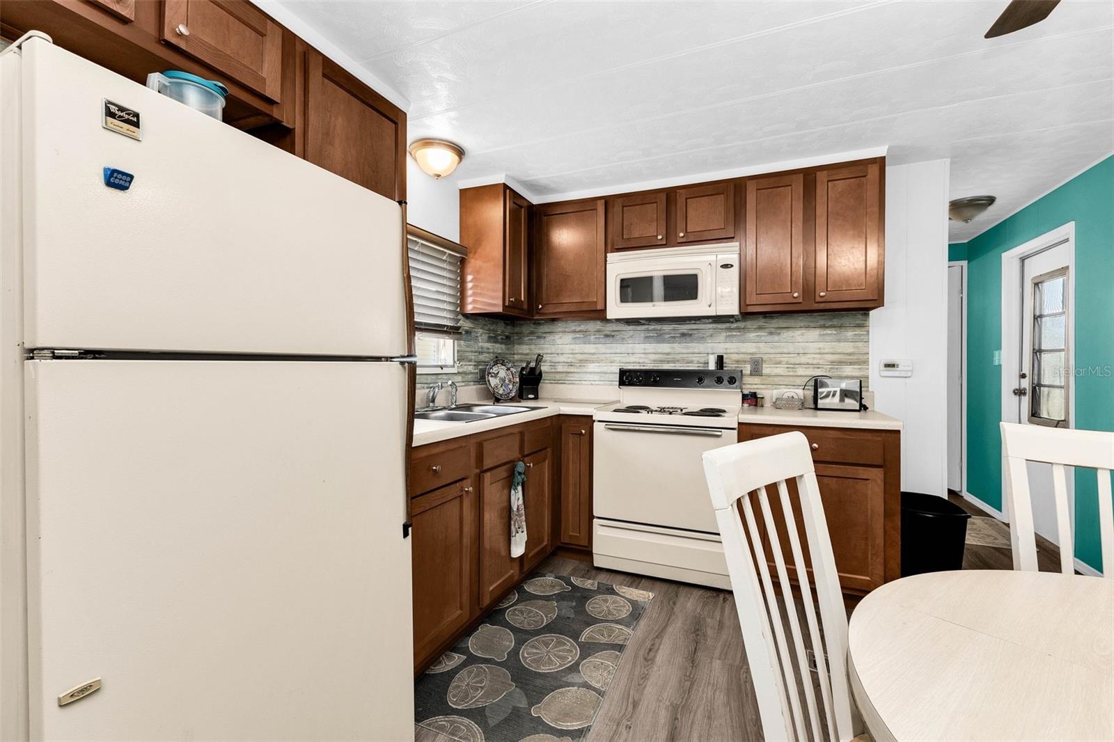 HOLIDAY PARK - Residential
