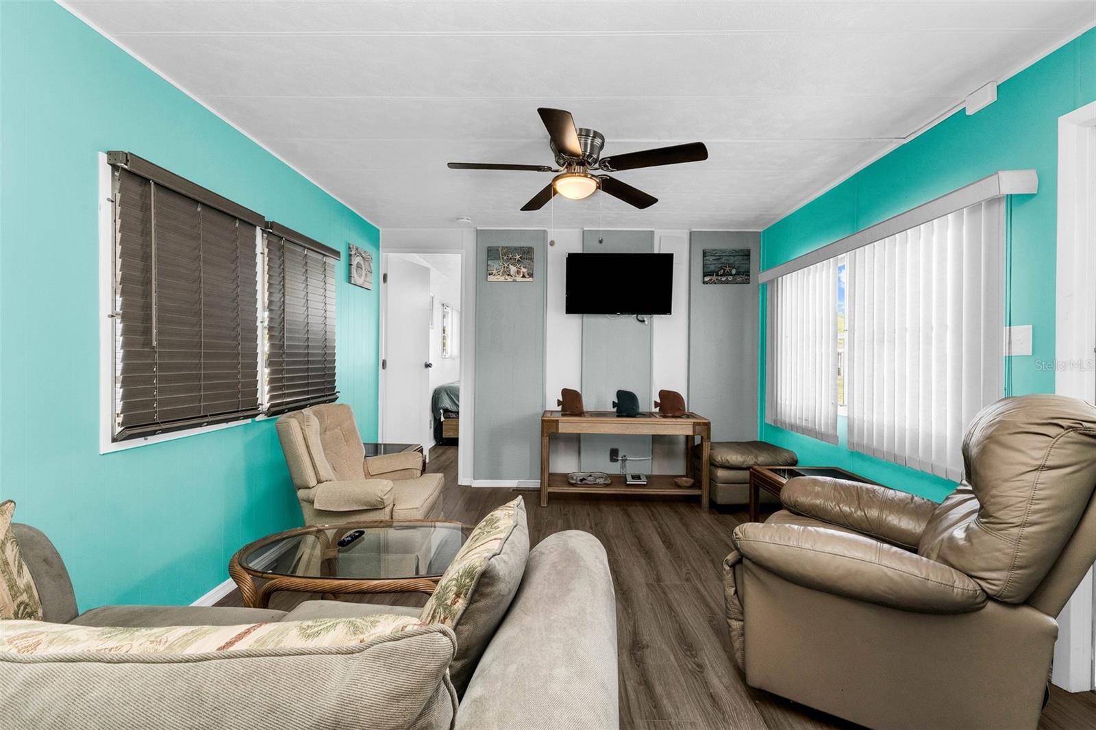 HOLIDAY PARK - Residential
