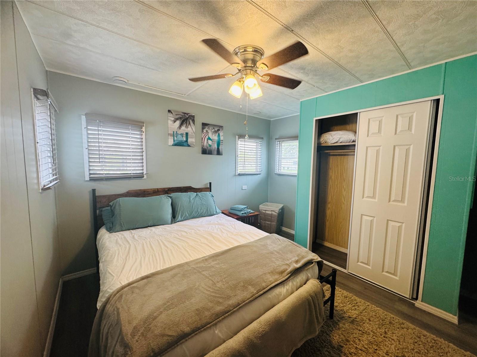 HOLIDAY PARK - Residential