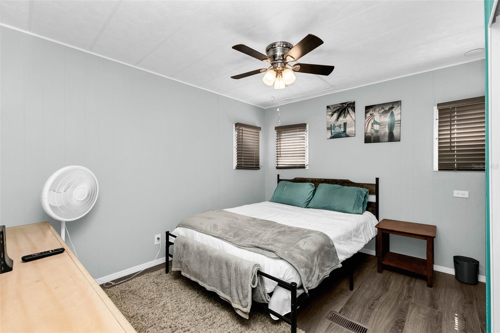 HOLIDAY PARK - Residential