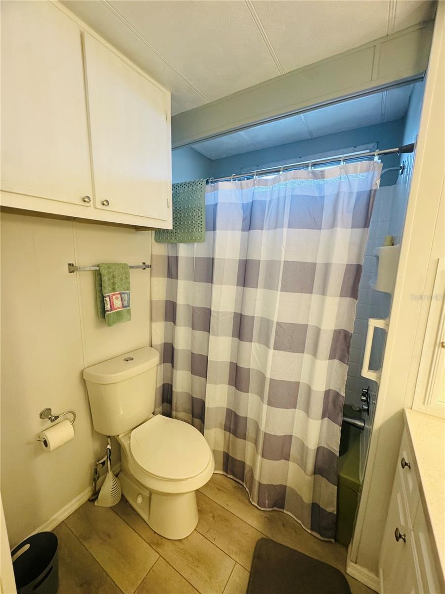 HOLIDAY PARK - Residential