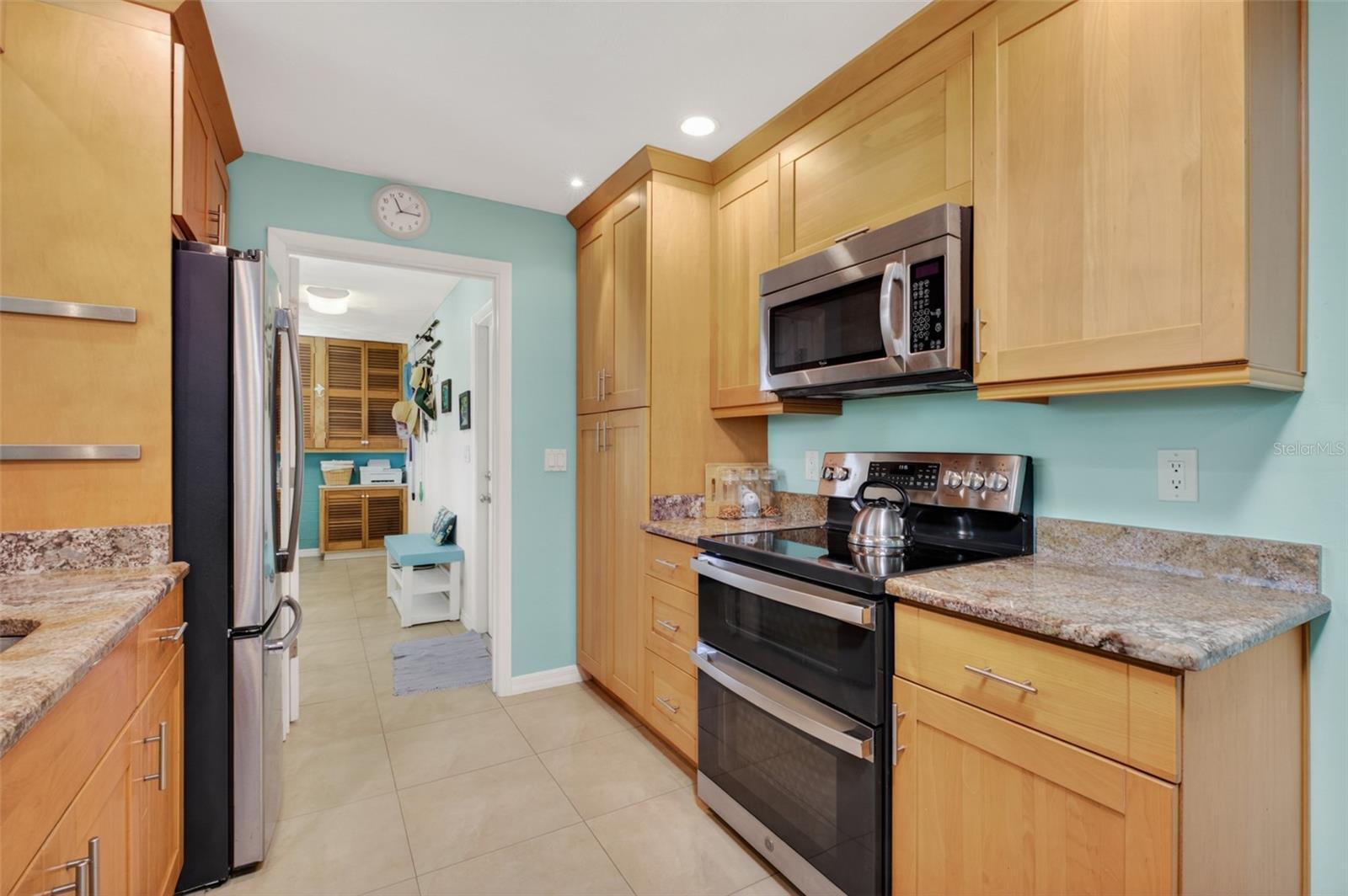 OCEAN BREEZE ESTATES - Residential