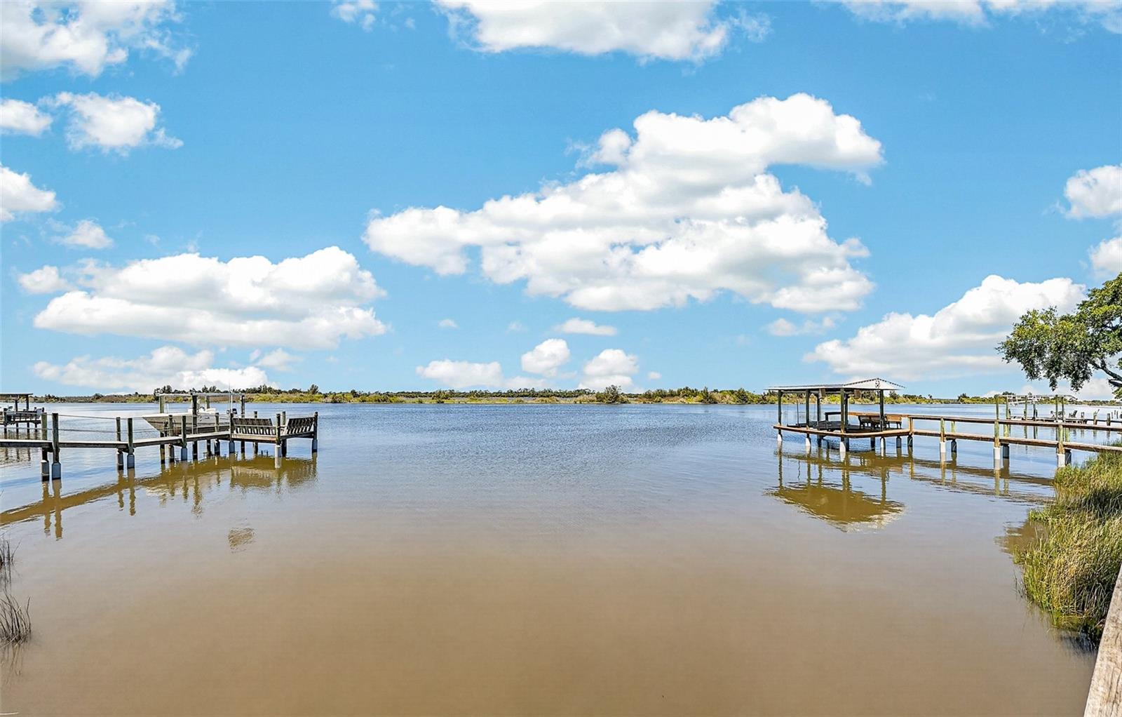 OCEAN BREEZE ESTATES - Residential