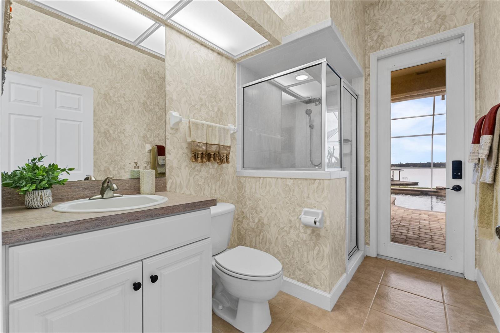 RUBY LAKE PH 04 - Residential