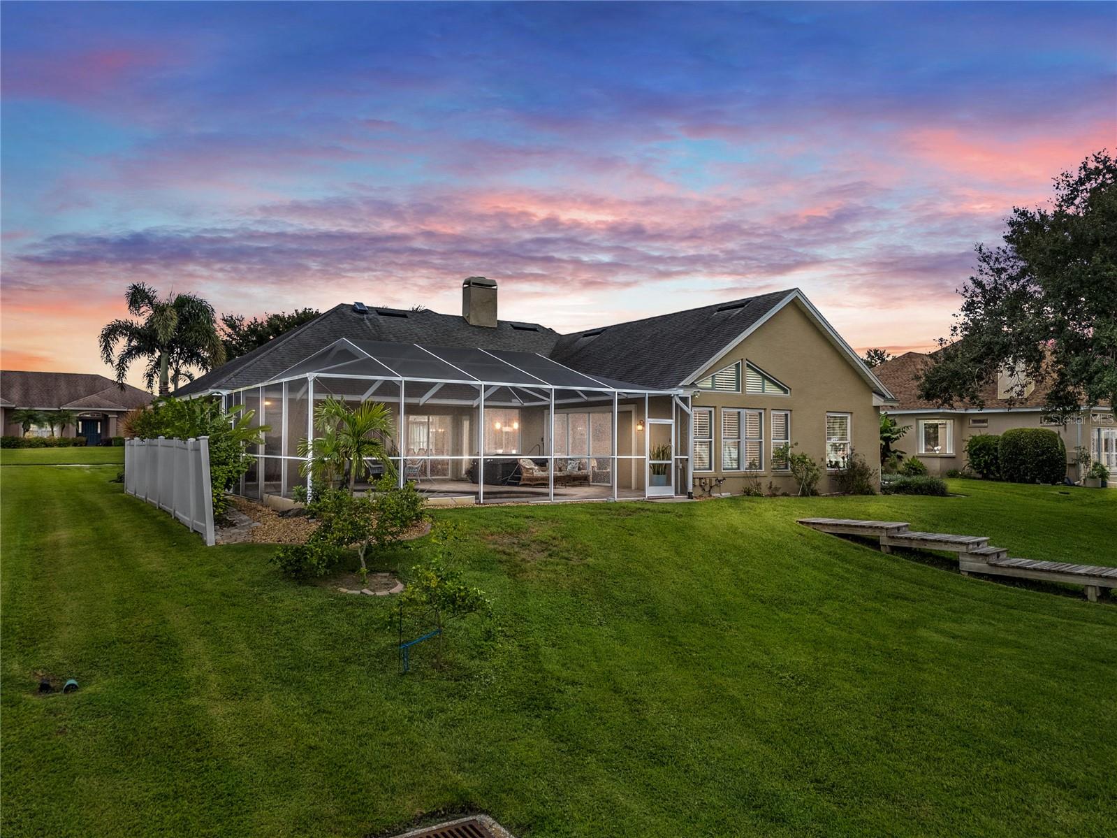 RUBY LAKE PH 04 - Residential