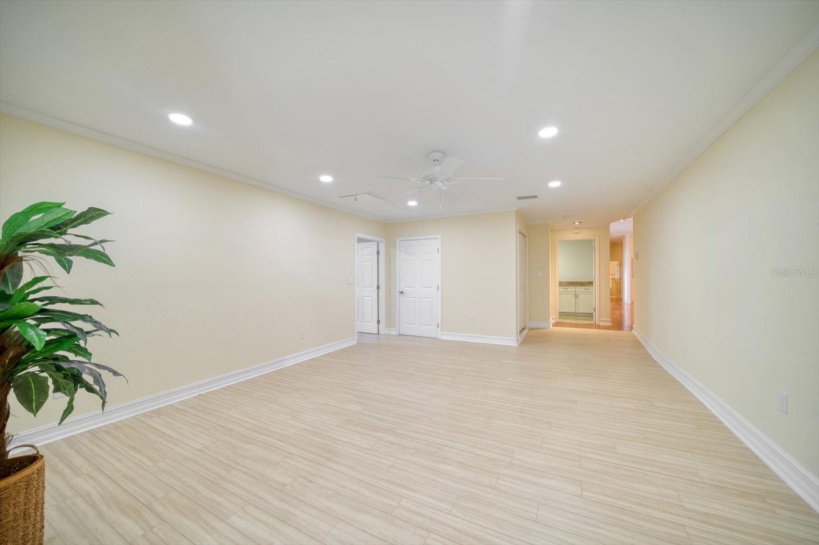 SUNSET BLUFF SUB - Residential