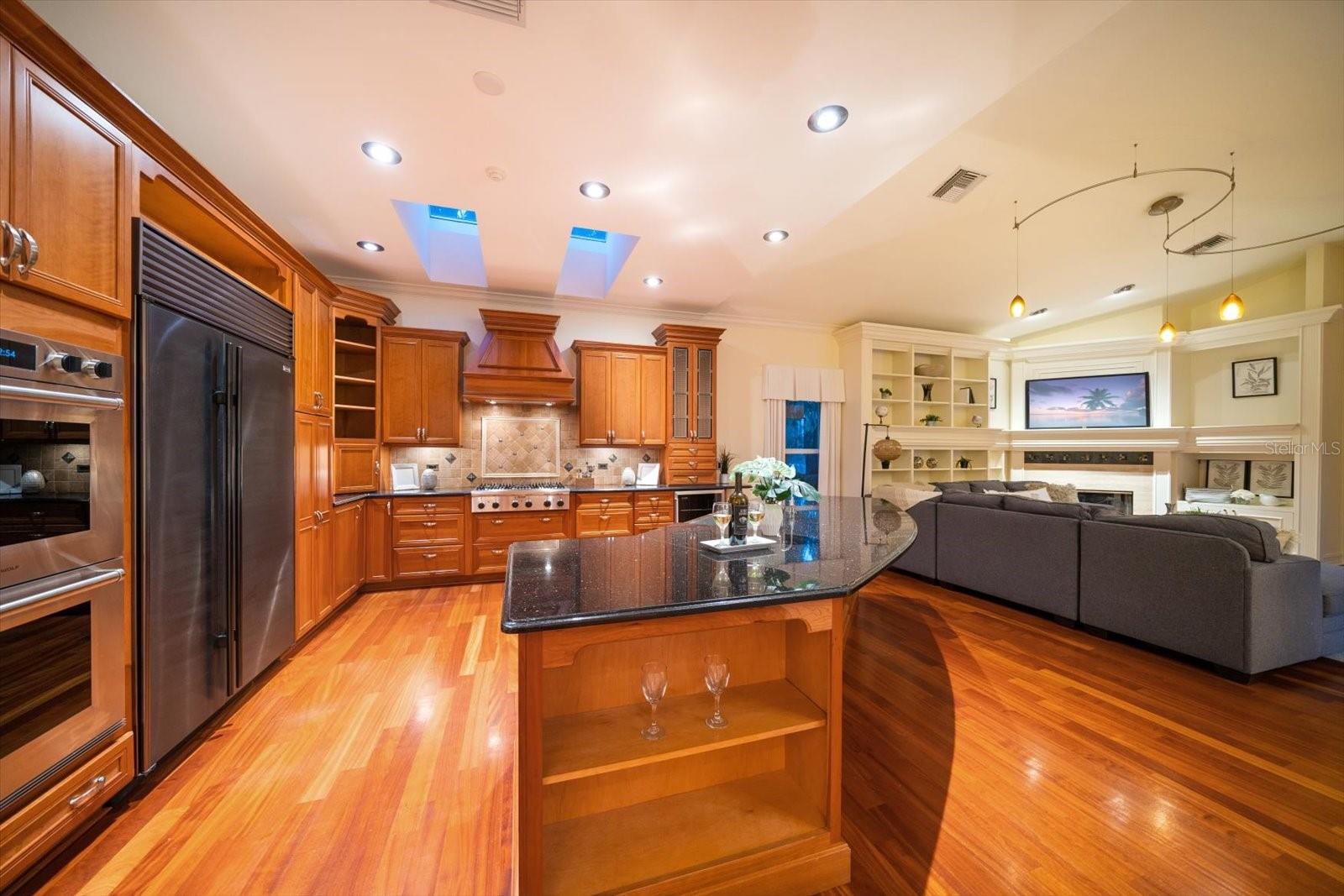 SUNSET BLUFF SUB - Residential