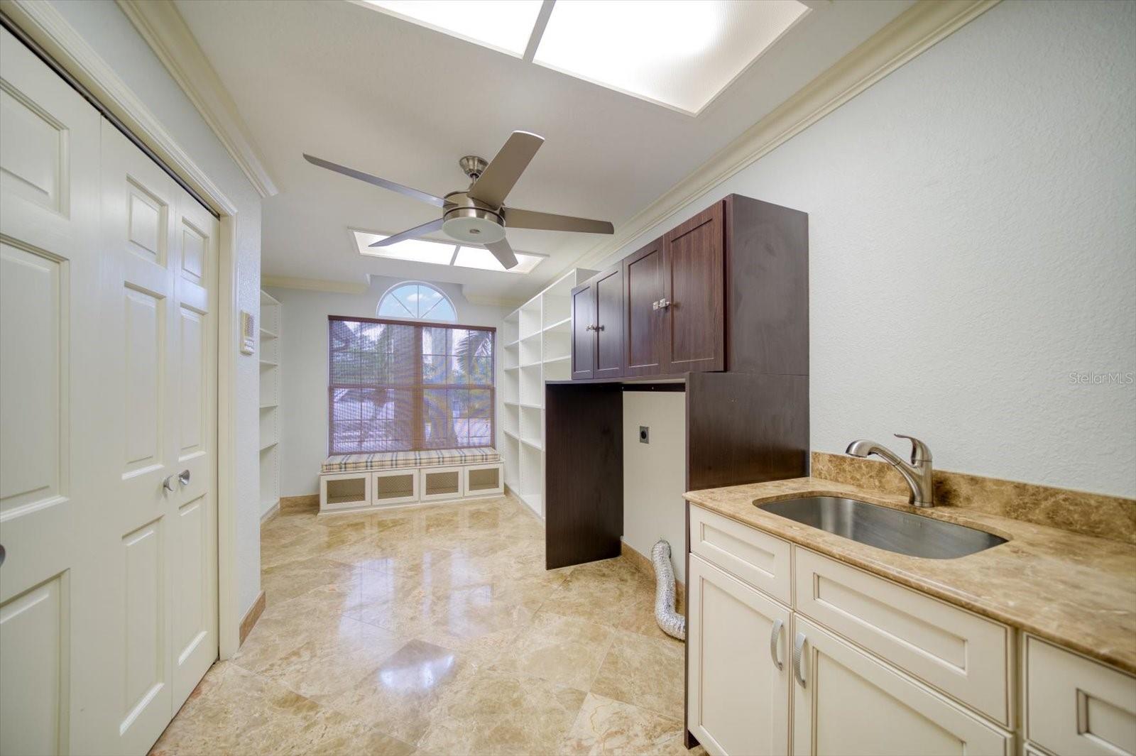 SUNSET BLUFF SUB - Residential