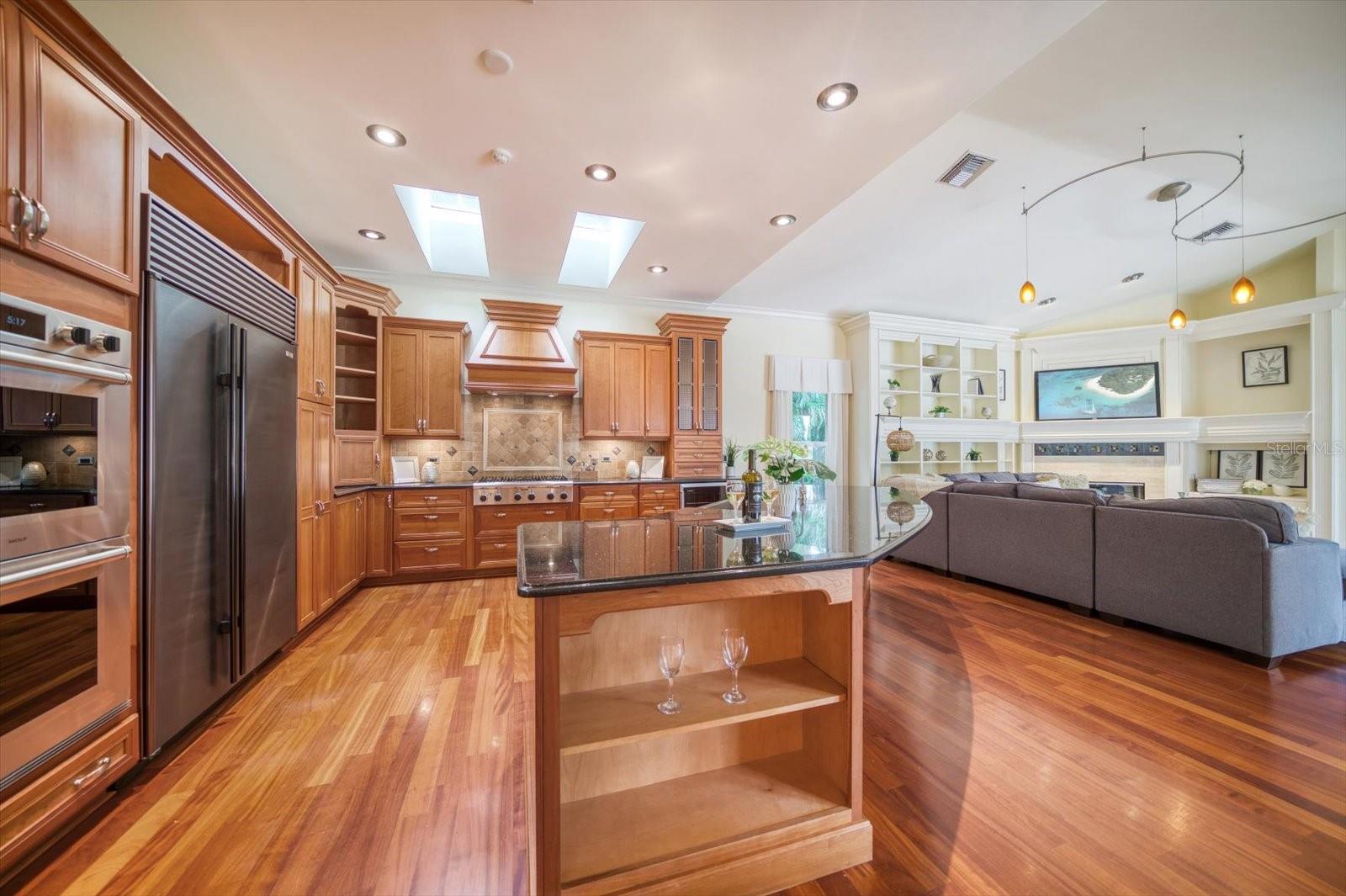 SUNSET BLUFF SUB - Residential