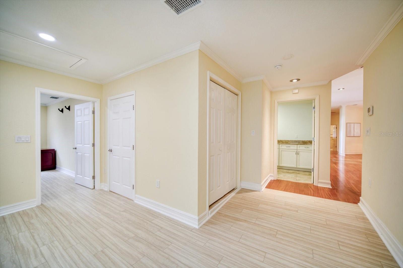 SUNSET BLUFF SUB - Residential