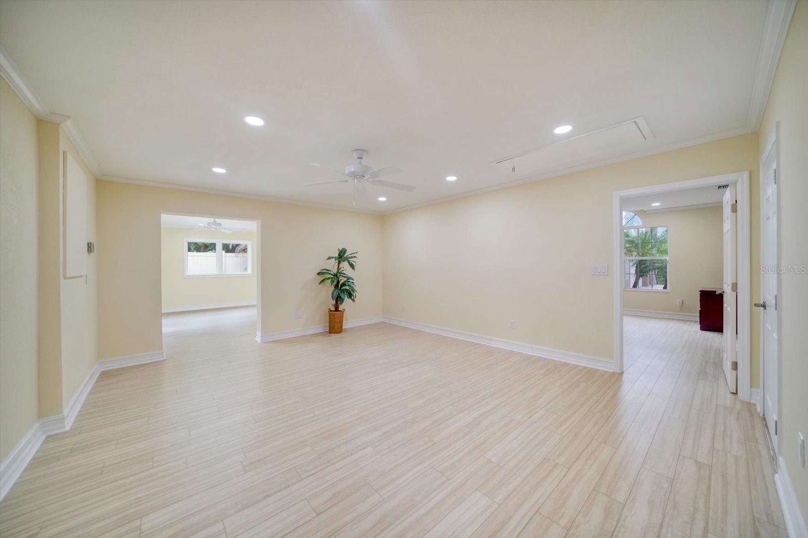 SUNSET BLUFF SUB - Residential