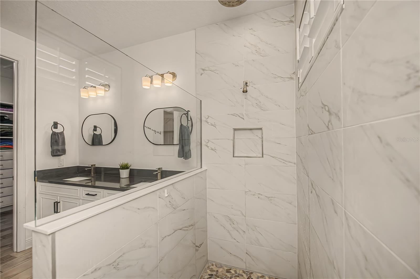 OASIS/WEST VLGS PH 2 - Residential