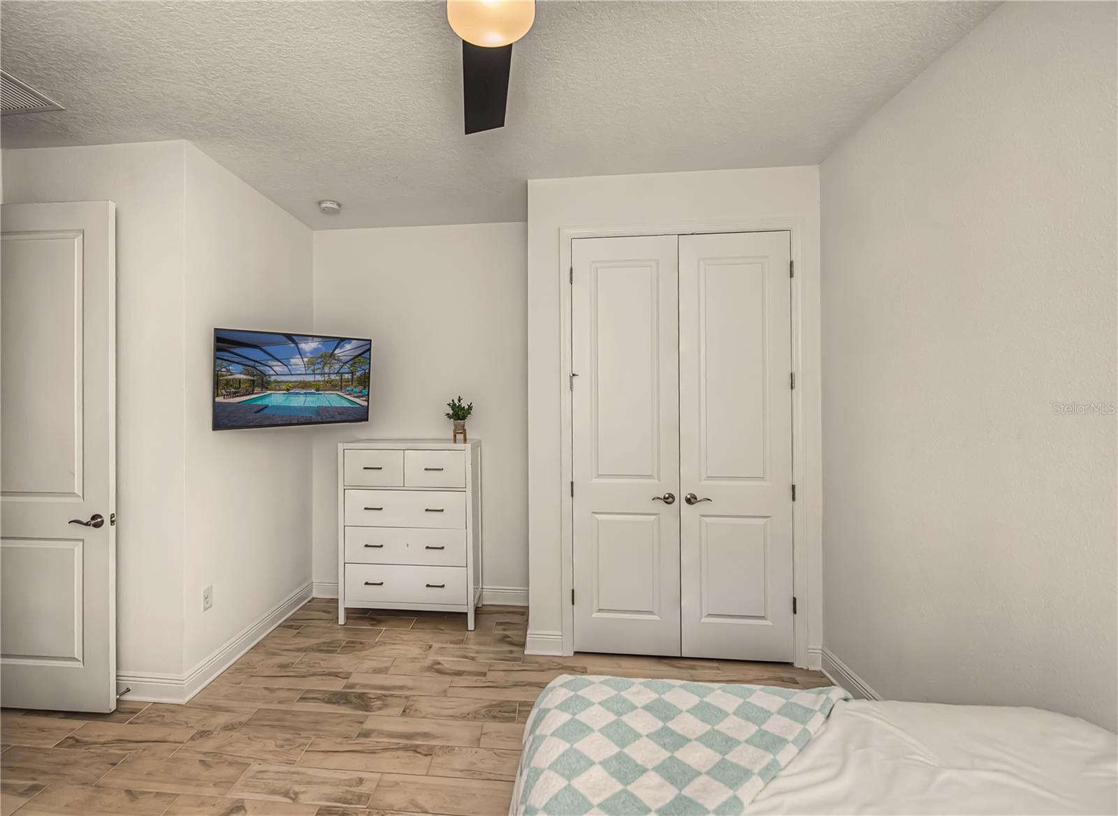 OASIS/WEST VLGS PH 2 - Residential