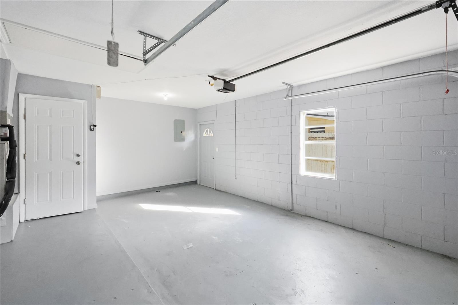 HIGHLAND PINES UNIT 3 - Residential