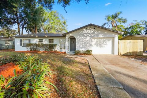 207 WAVERLY DRIVE FERN PARK FL 32730