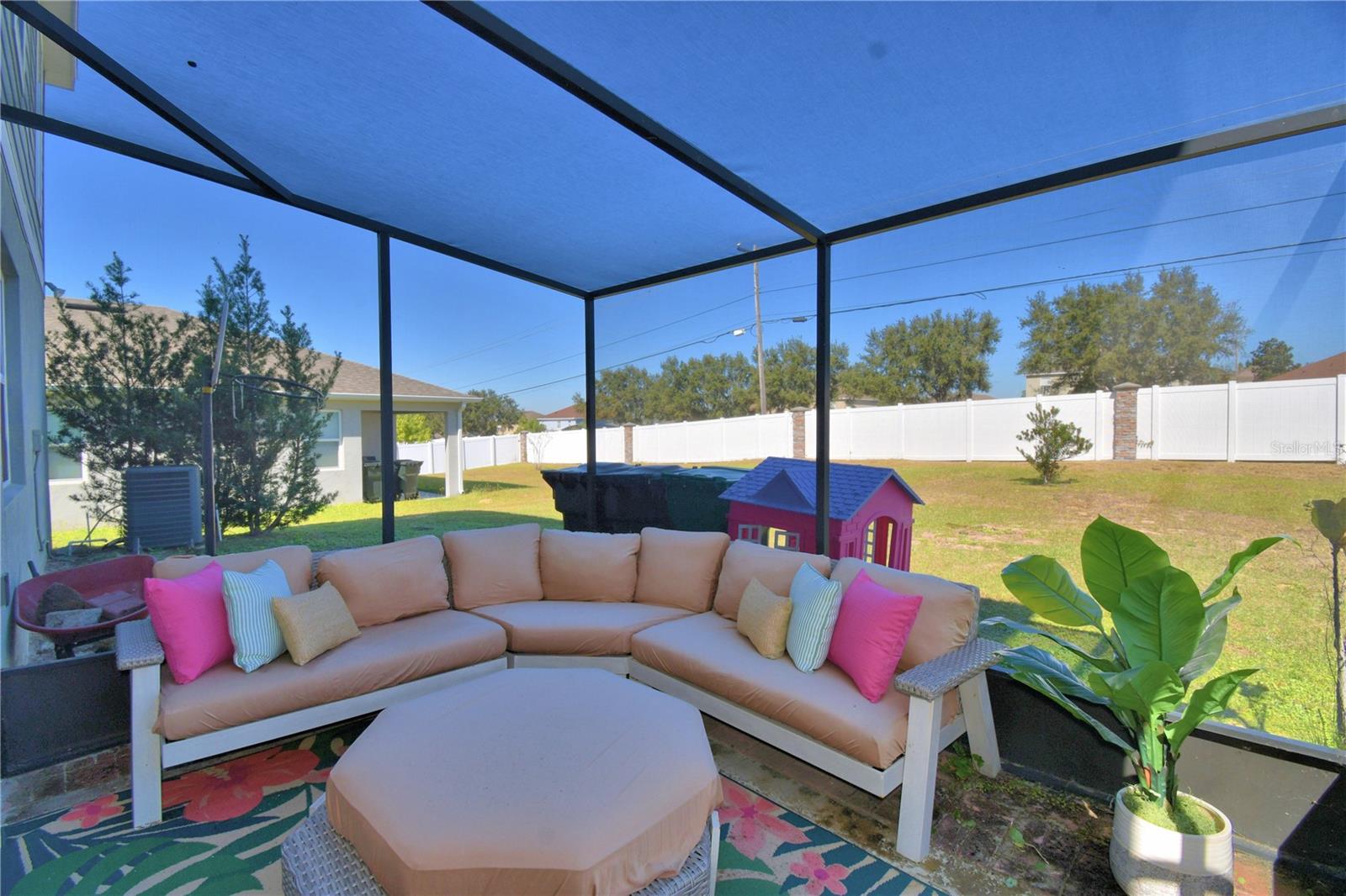 VISTA DEL LAGO PH II REP - Residential