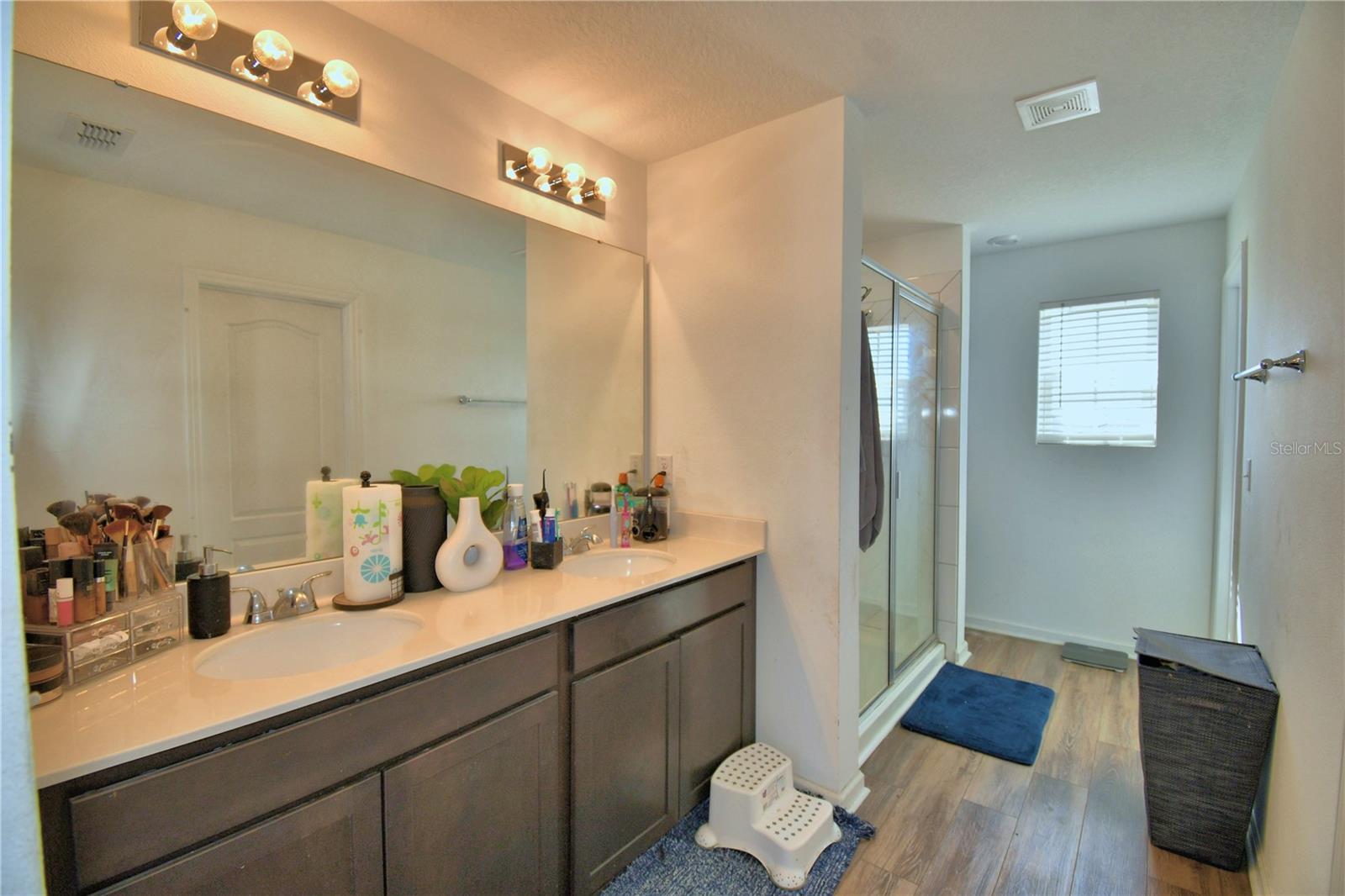 VISTA DEL LAGO PH II REP - Residential