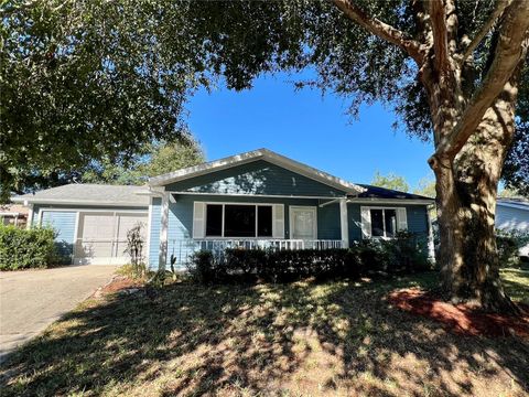 Photo of 10966 SW 82nd Terrace, Ocala, FL 34481 (MLS # OM711046)