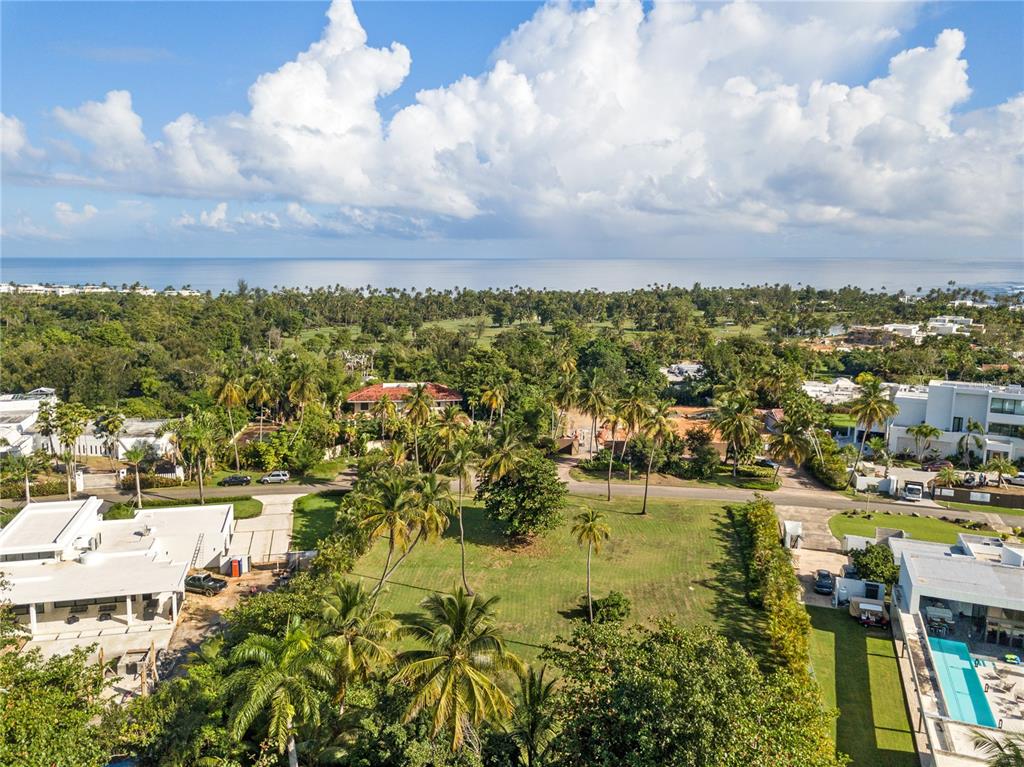 Presenting a rare opportunity to build your dream home in one of the most exclusive gated communities in Puerto Rico, The Estates at Dorado Beach.
Â
Larger than any lot inside Dorado Beach East, this property has an acre of untouched, flat land waiting for the right person to develop their island oasis. This spectacular property easily has room for a 20,000 square foot home, state-of-the-art tennis court, sparkling pool, pool house complete with an outdoor kitchen, and an abundance of lush landscaping to provide privacy and complete the island lifestyle. With limitless possibilities to create your dream estate surrounded by homes valued in excess of $20-30mm.
Â
A perfect combination of prime location, ultimate privacy, flat land and massive acreage inside the Dorado Ritz-Carlton gates, Lot 2 in The Estates at Dorado Beach presents an unparalleled real estate offering for the discerning buyer.