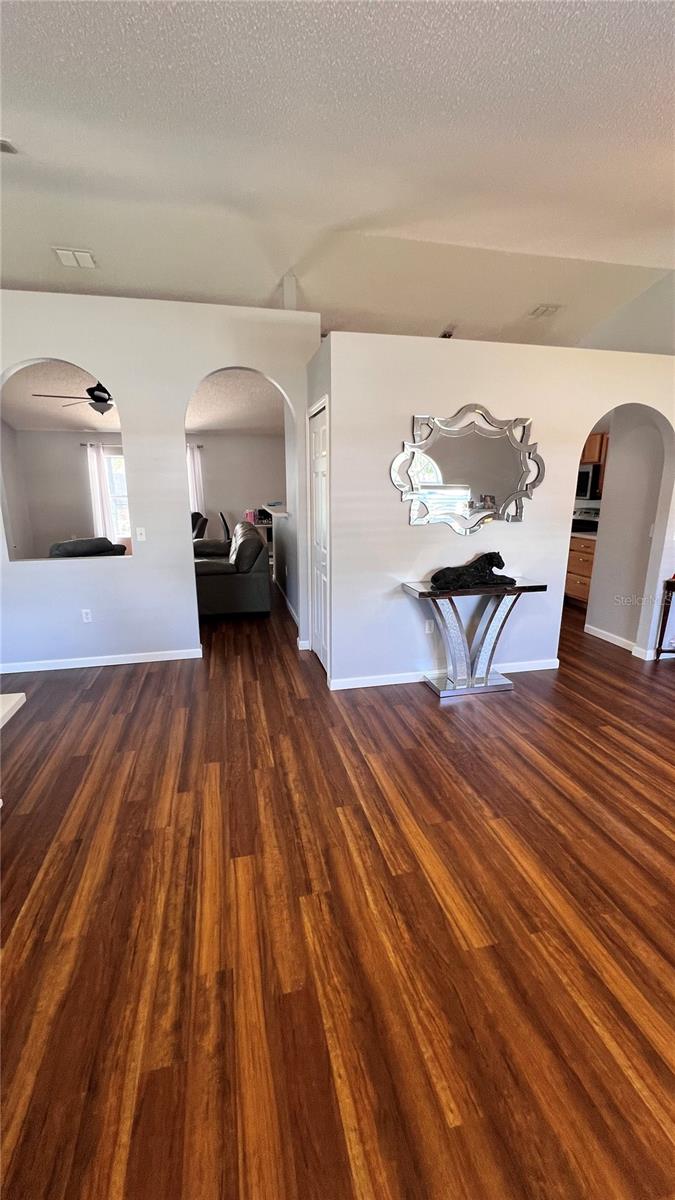 SPRING HILL - Residential