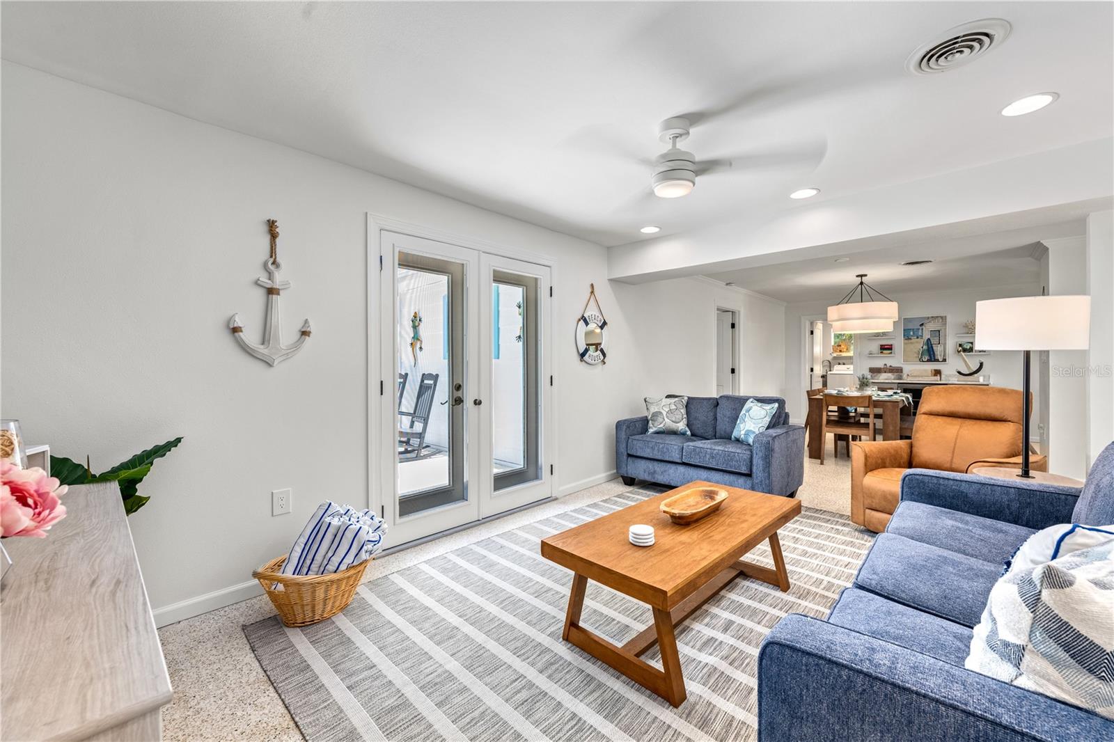 SIESTA REV OF - Residential